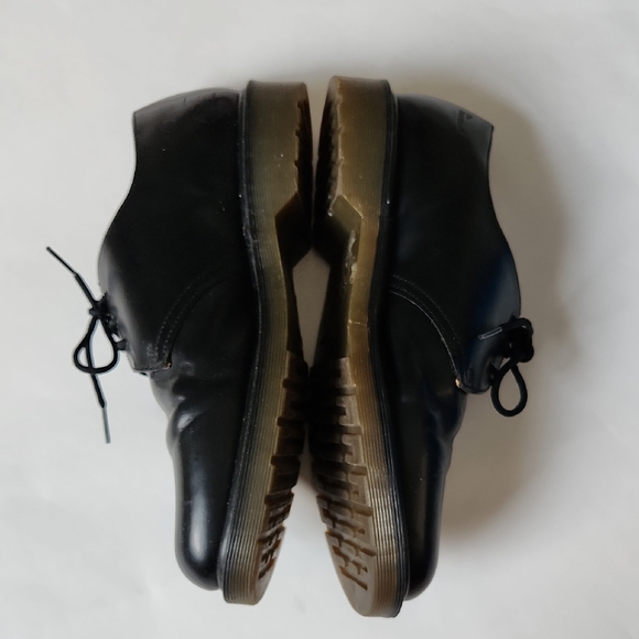 Dr. Martens England Black Oxfords 10 - Picture 4 of 9